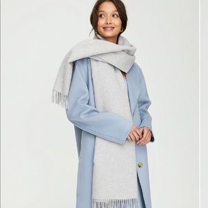 Aritzia Wilfred classic wool scarf